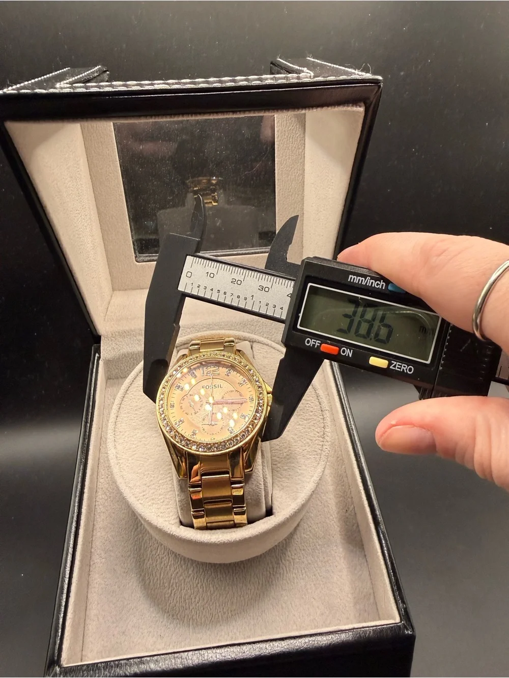 Fossil Riley ES2811 Gold Tone Crystal Watch Womens 38.6mm Rose Dial Multi 10 ATM